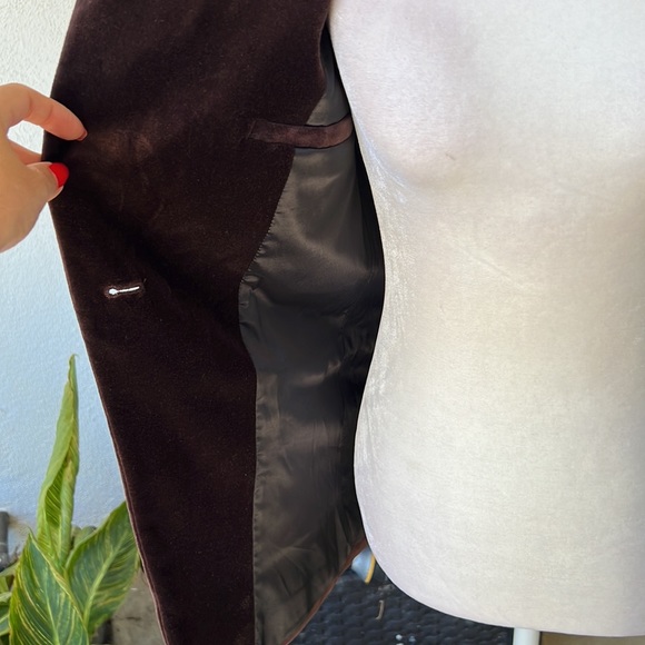 FRAME Velvet Blazer - Picture 7 of 13